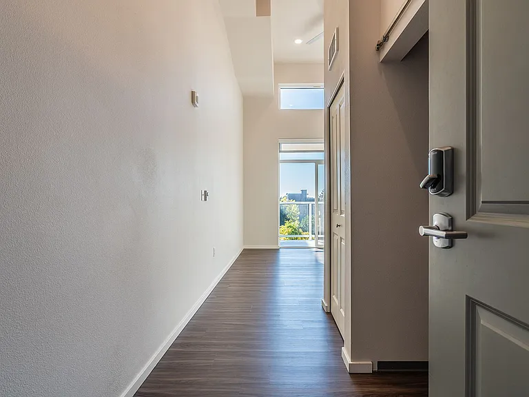 Ascend Apartments — Photo 34