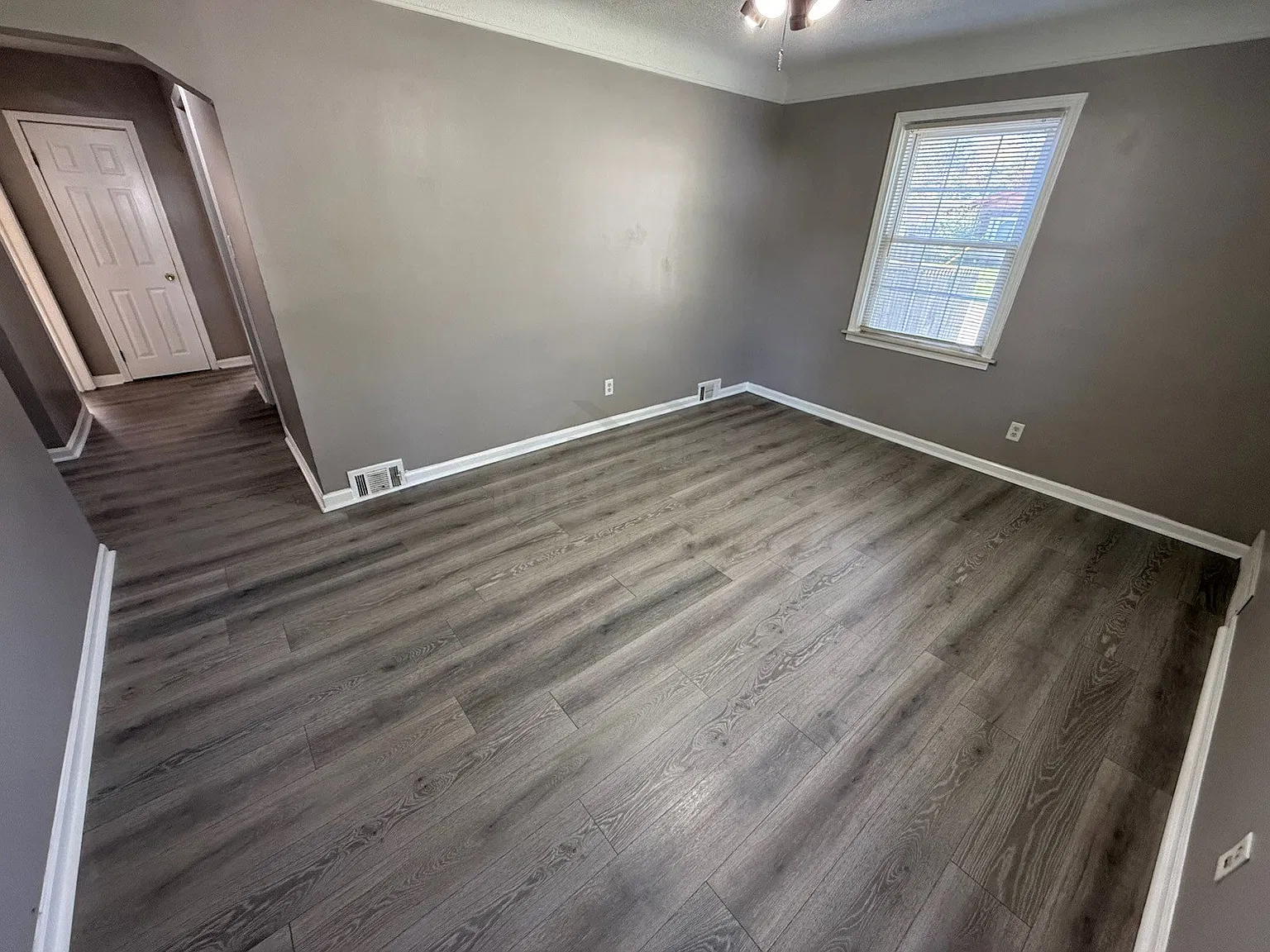 2 bed, 1.0 bath, 853 sqft, $1,525 — Photo 2