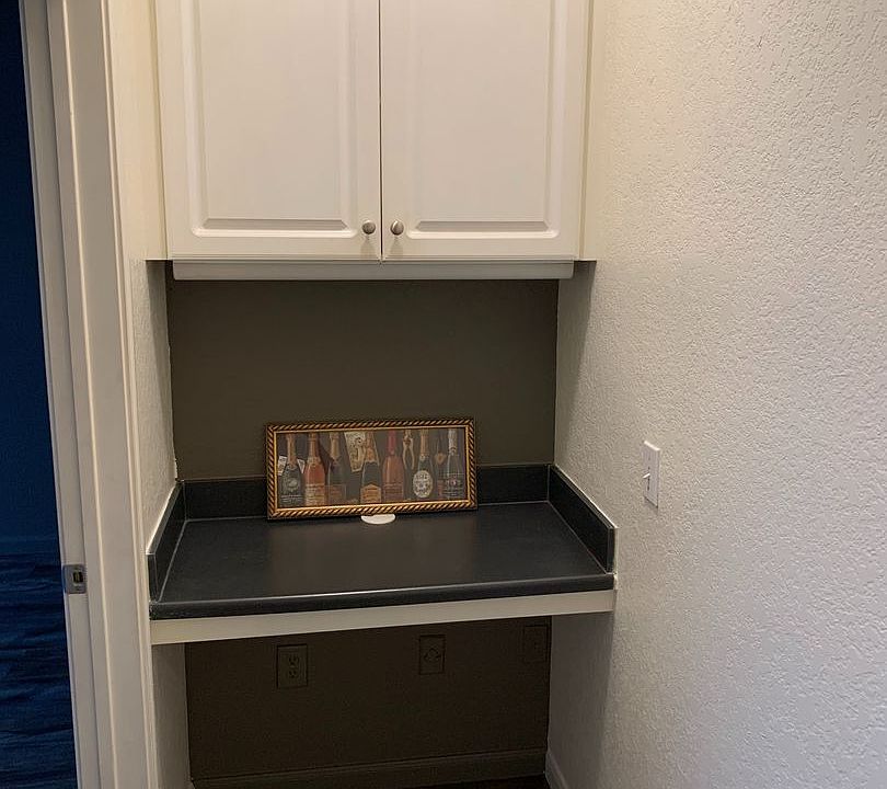 1st image of 860 N Orange Ave APT 111
