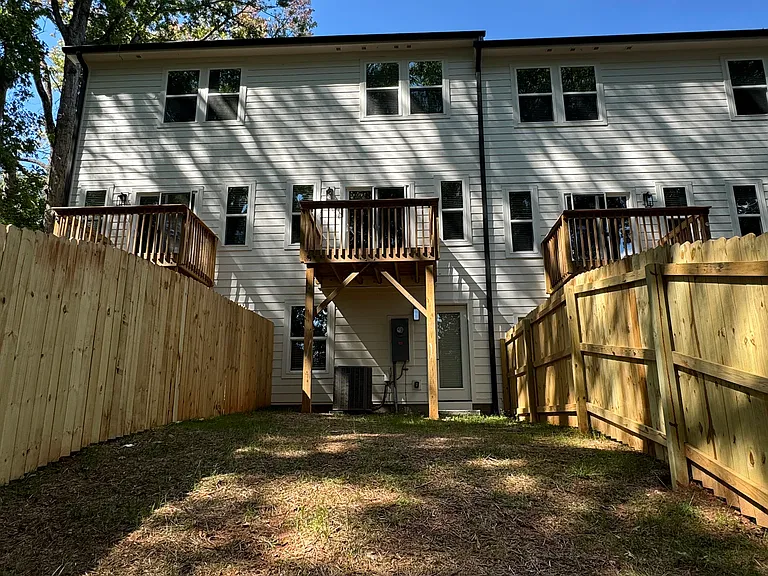 2613 Dr Carver Rd — Photo 10