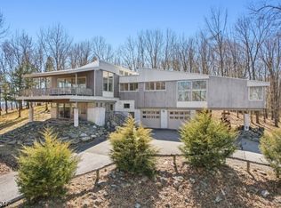 71 Sally Harden Rd, Wantage, NJ 07461