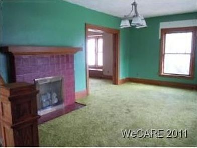 4th image of 411 E Columbus St
