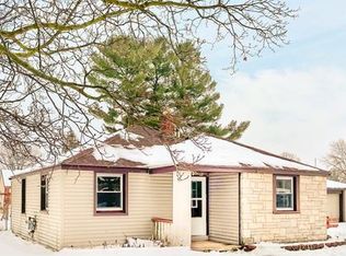 1004 N Antler St, Gladwin, MI 48624