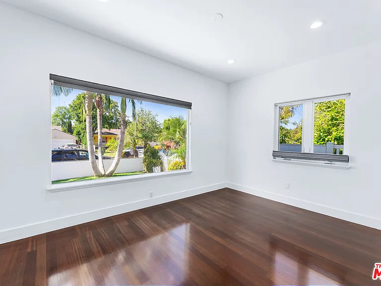 12719 Tiara St — Photo 16