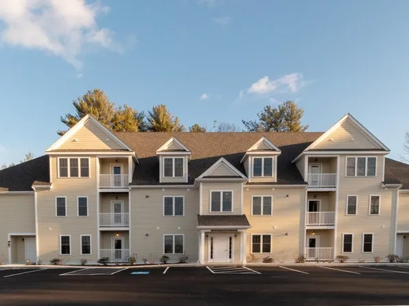 80 N Meadows Rd, Medfield, MA