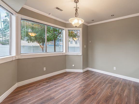 3rd image of 3907 W Rockwood Way