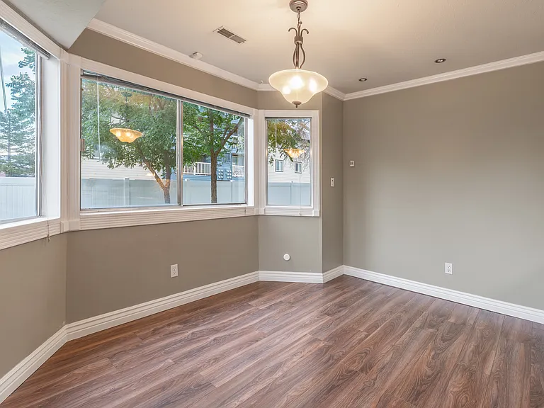 3907 W Rockwood Way — Photo 3