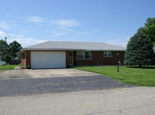817 W 11th St, Greensburg, IN 47240