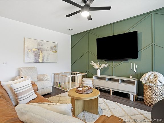 5th image of 3908 W 103rd Pl S