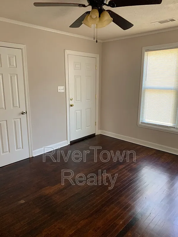 Building Photo - 3579 Tutwiler Ave