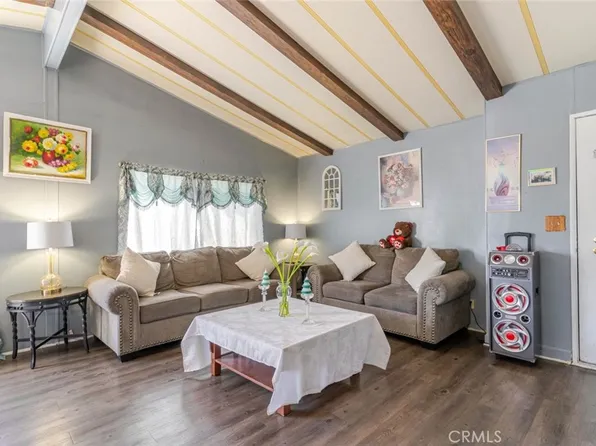 2330 E Avenue J8 #121, Lancaster, CA 93535