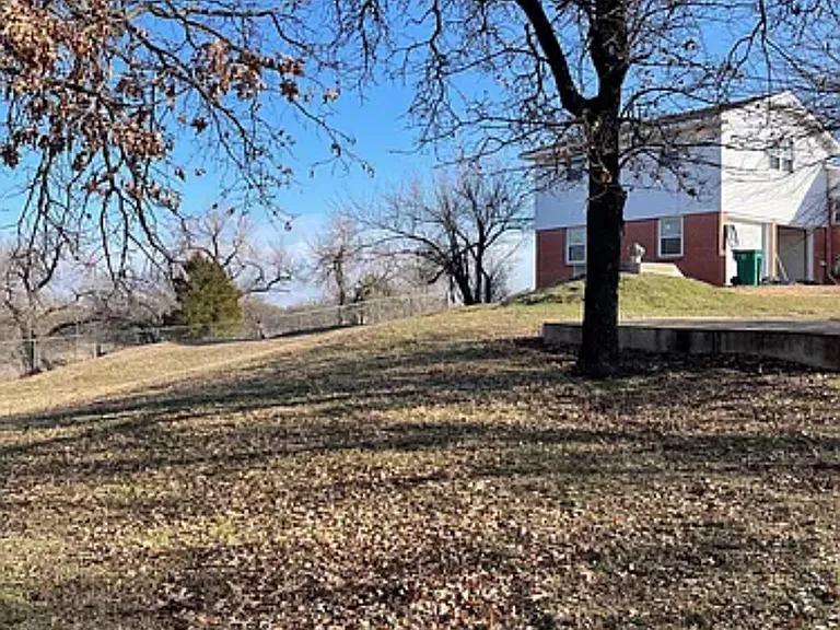 14200 N Sooner Rd — Photo 28