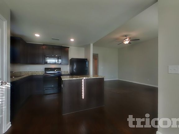 4th image of 2823 Buzz St