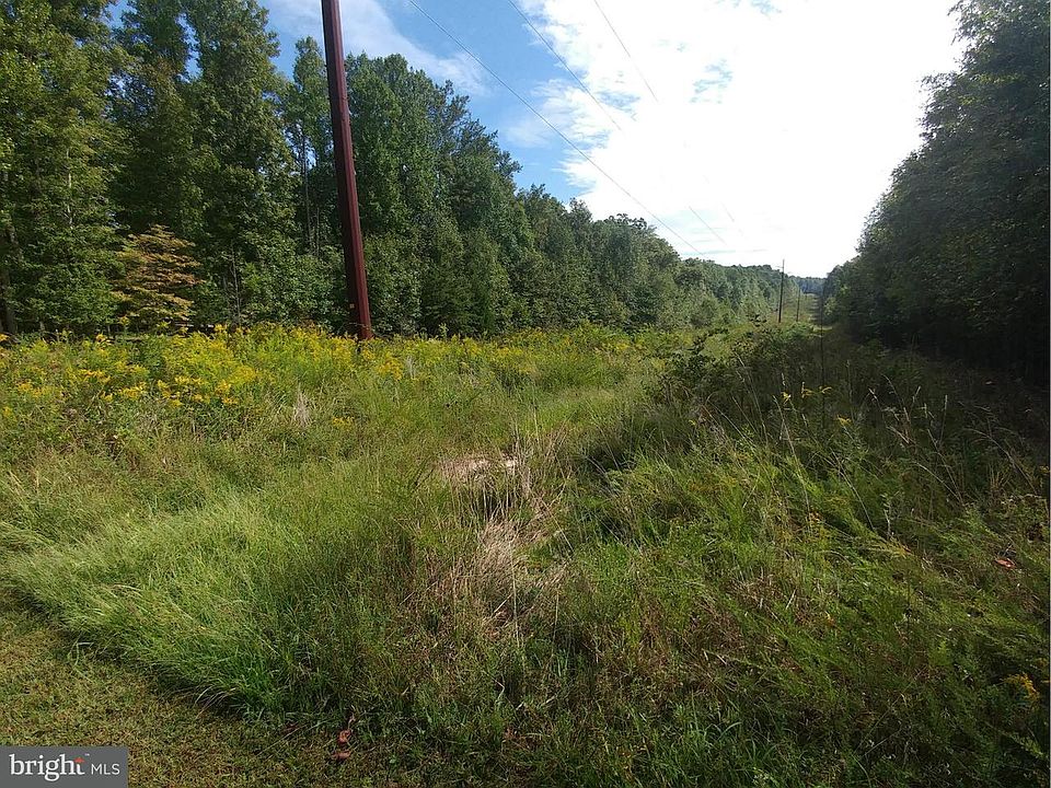 1st image of 10201 Shawnee Ln