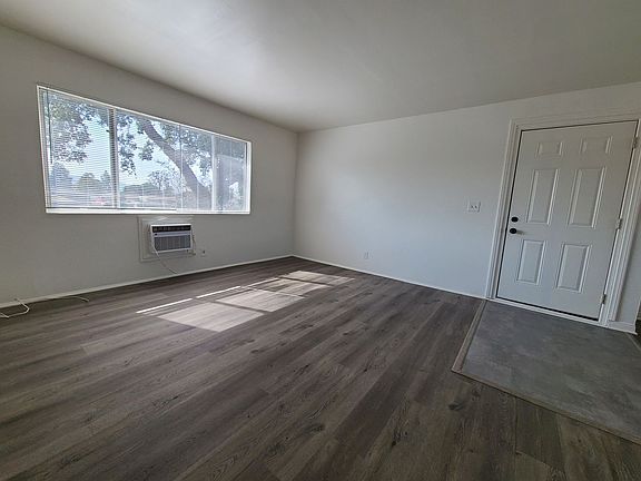 5th image of 437 N Oakbank Ave #6