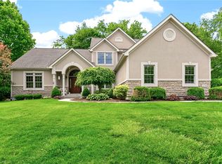 2298 Crestridge Dr, Dayton, OH 45414