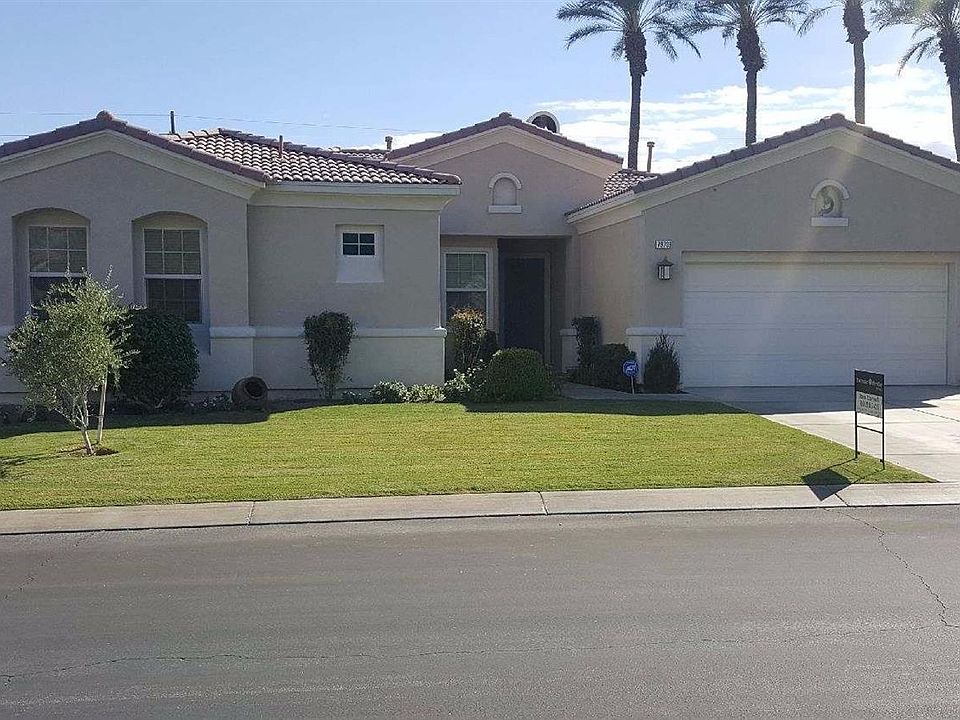 1st image of 79789 Parkway Esplanade S