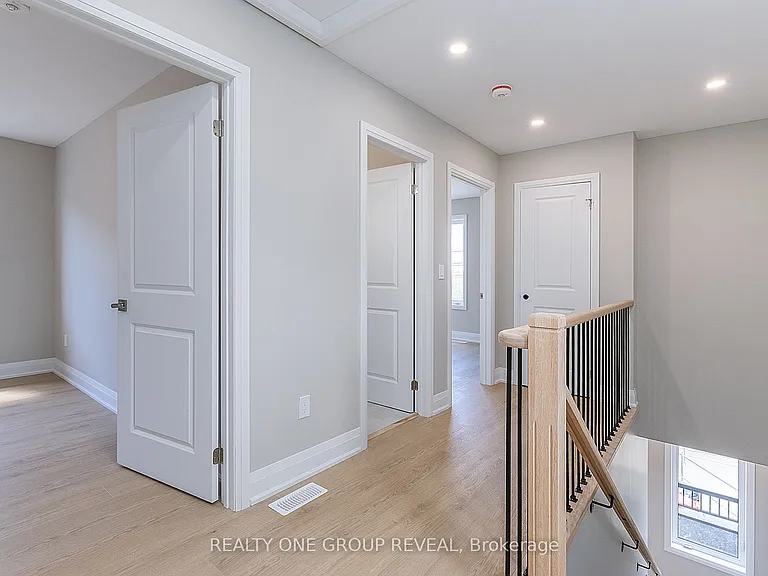 223 Grenfell St #3 — Photo 7