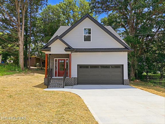 2nd image of 1401 Rosalyn Dr