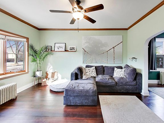 5th image of 4721 N Kenton Ave