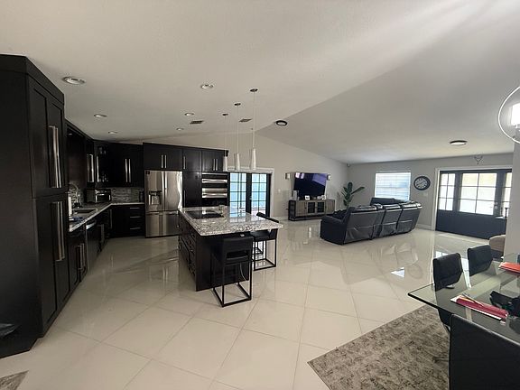 4th image of 10009 SW 26th Ter