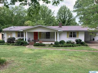 1332 Monte Vista Dr, Gadsden, AL 35904
