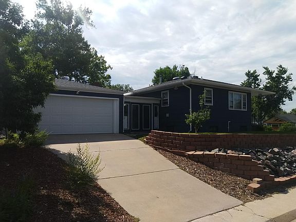 Driveway Entry from Ogden St