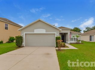 339 Squires Grove Dr, Winter Haven, FL 33880