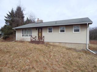 365 Mack Rd, Lebanon, CT 06249