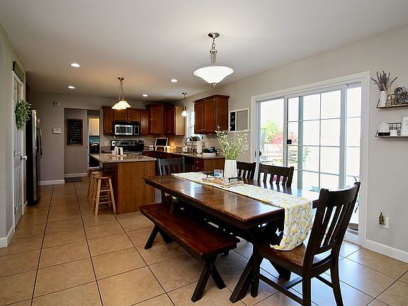 5th image of 6130 Brookhaven Blvd