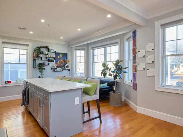 23-25 Bowdoin Ave #4, Boston, MA 02121