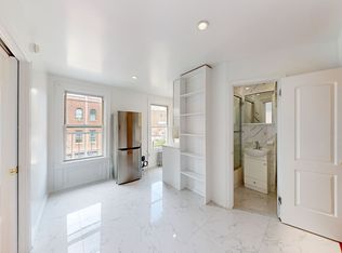 154 Freeman St APT 3F, Brooklyn, NY 11222