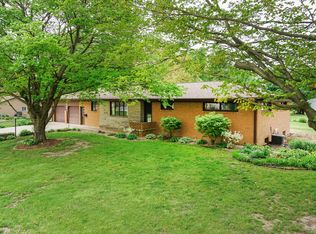 708 N Barnett St, Le Roy, IL 61752