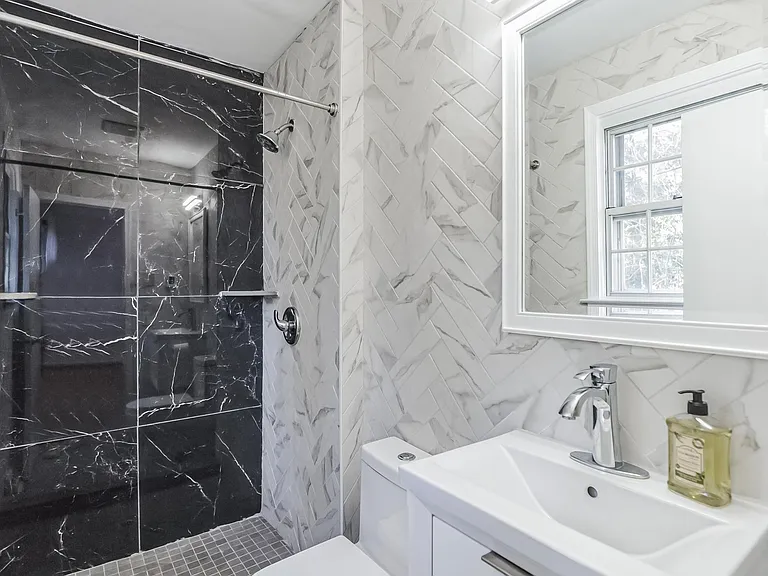 434 W Springfield Ave — Photo 10