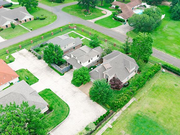 5th image of 26 Brittan Pl