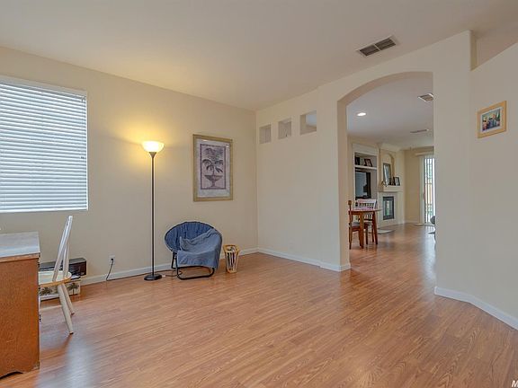 2nd image of 8421 Pinyon Pine Pl