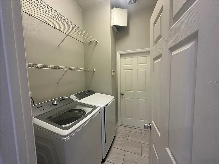 929 Rosinia Ct — Photo 35