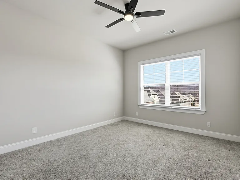 4582 Wellesley Dr — Photo 23