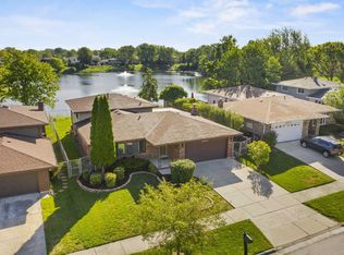 15513 Orogrande Dr, Oak Forest, IL
