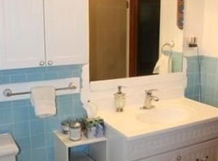 6 Hemlock Ln, Milford, MA 01757
