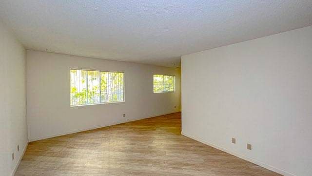 1st image of 1535 S Westgate Ave APT 9