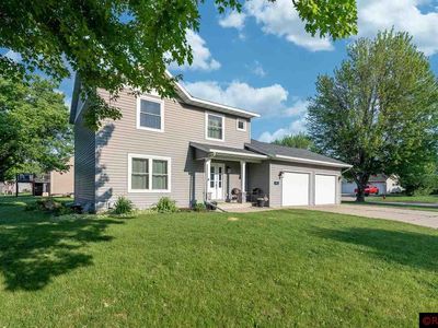 603 E Nathan St, Lake Crystal, MN, 56055