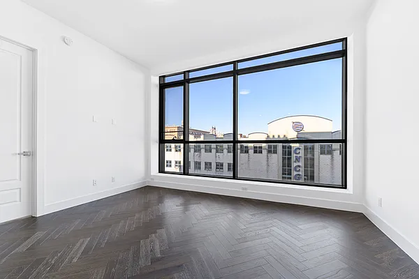 Rented by Modern Spaces | media 20