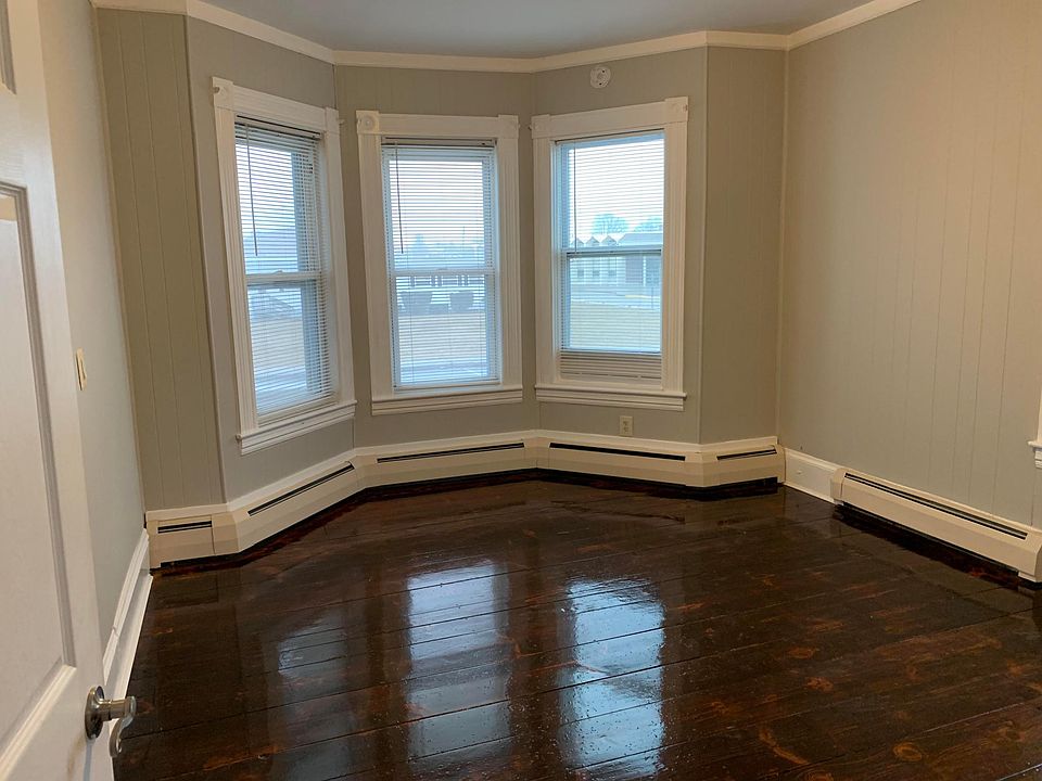 1st image of 34 Lake St #34A