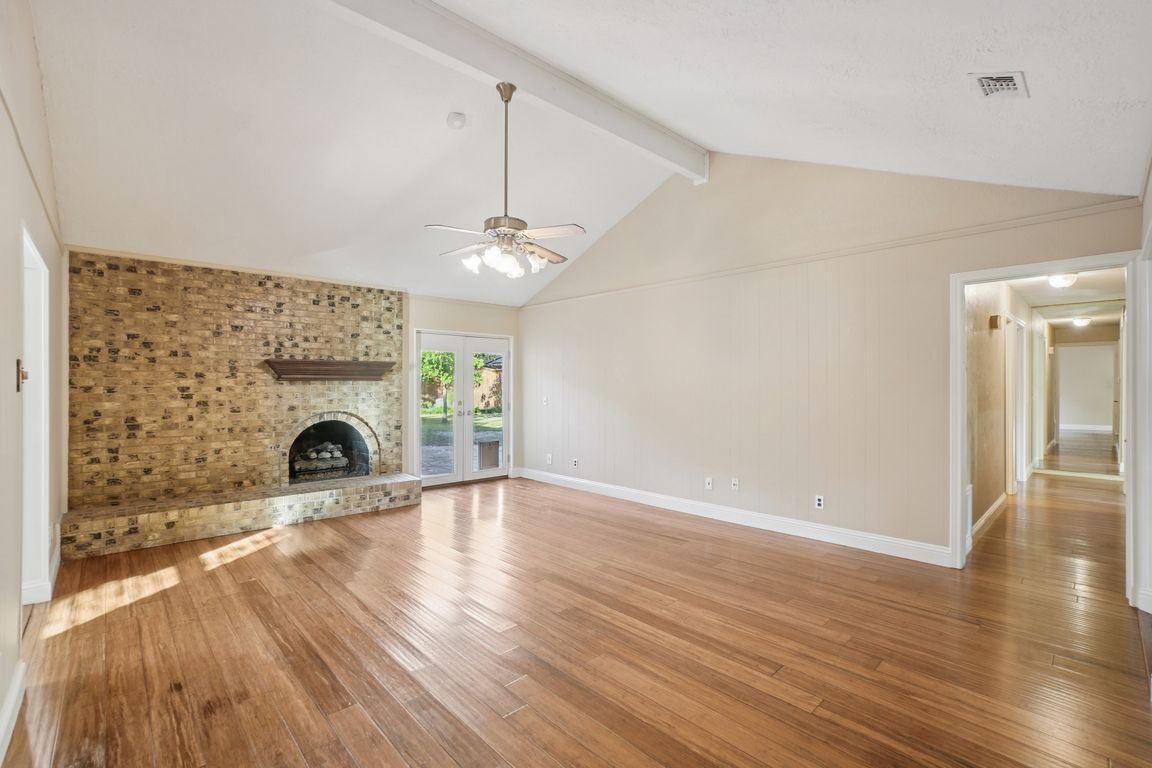 next background image