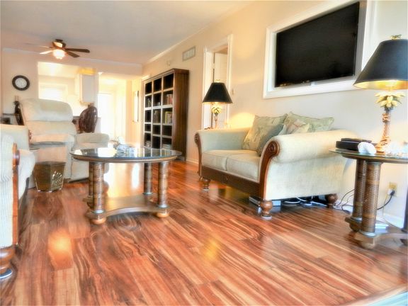 4th image of 105 NE 19th Ave APT 166