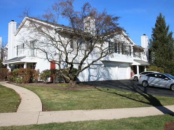 7938 Knottingham Cir APT C, Darien, IL 60561