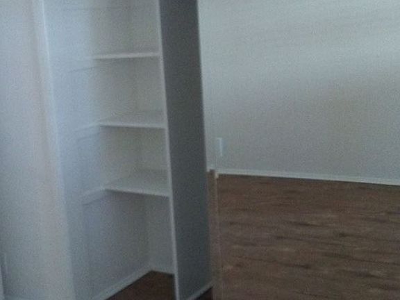 3rd image of 523 72nd Ave #4261843