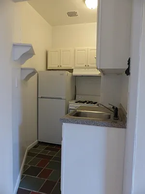 Rented by Immac Realty | media 24