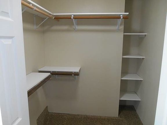 Walk-in Closet Master Bedroom